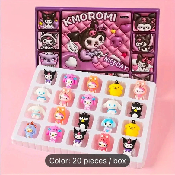 Sanrio Animated Keychain Gift Box Set, Hello Kitty characters, new in box - Picture 1 of 1